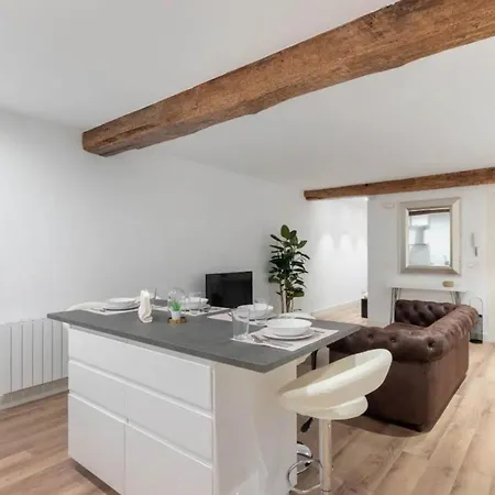 Apartamento Novo Com Reforma Moderna Appartamento Oporto